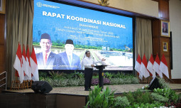 Mentan Amran Kumpulkan 170 Bupati, Perkuat Irigasi dan Perkebunan Jaga Produksi Pangan Nasional