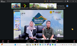 Dukung Swasembada Pangan Berkelanjutan, Penyuluh Kementan Olah Lahan Kosong Jadi Sawah Produktif